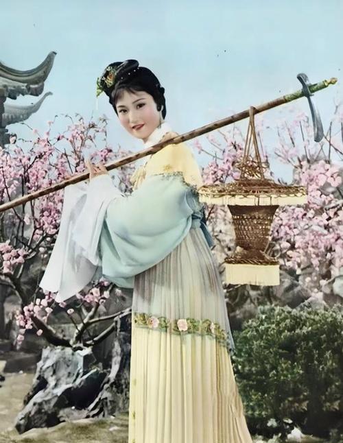越剧演员王文娟_越剧演员王文娟简历_越剧演员王文娟的丈夫叫什么